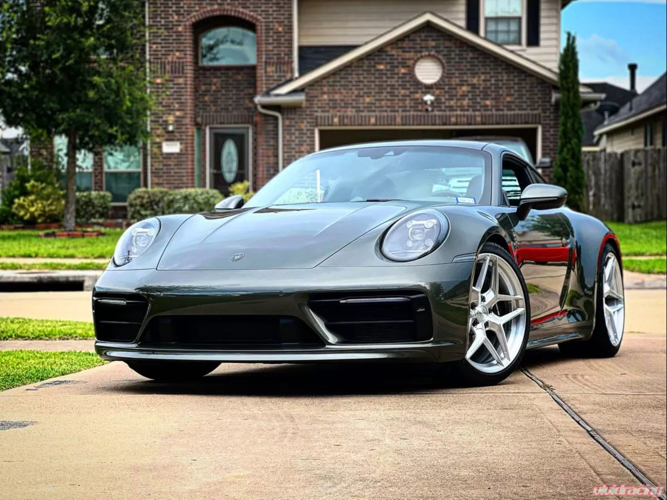 Porsche 992 Turbo / 992 Carrera D04 Wheel Package Brushed VR Forged