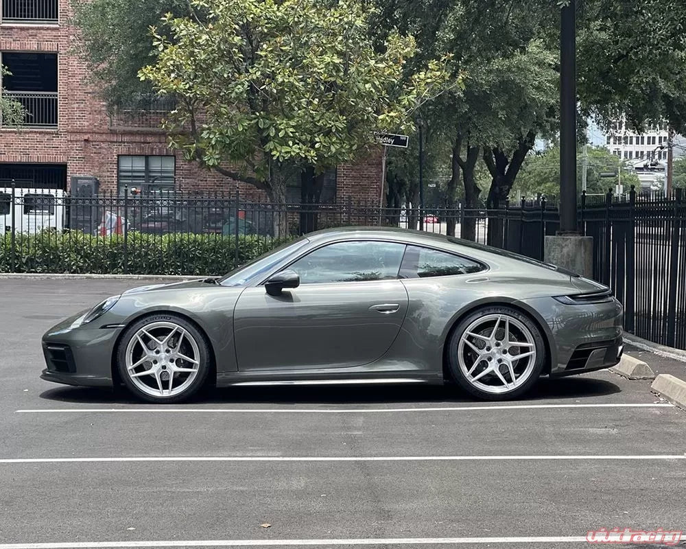 Porsche 992 Turbo / 992 Carrera D04 Wheel Package Brushed VR Forged