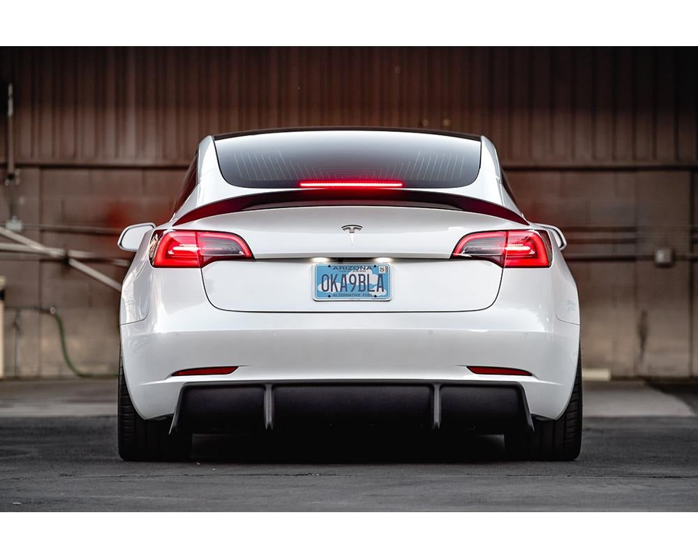 Tesla Model 3 Gloss Carbon Fiber Package VR Aero